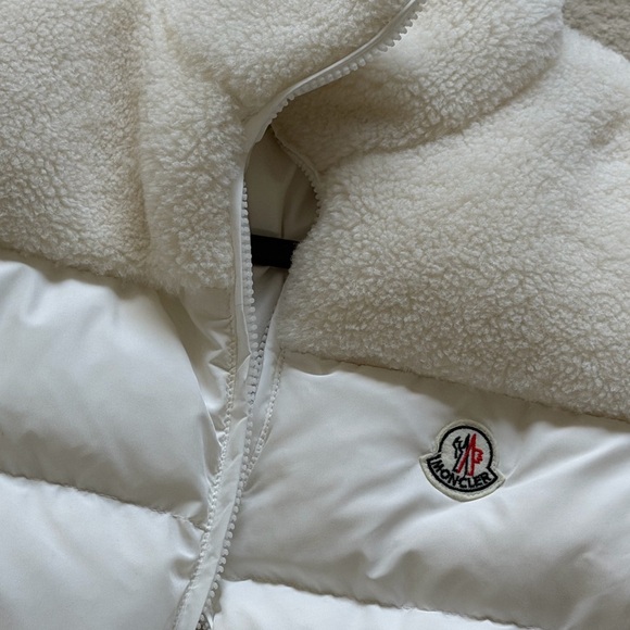 Mon. Cozy winter vest ☃️ - Picture 4 of 8